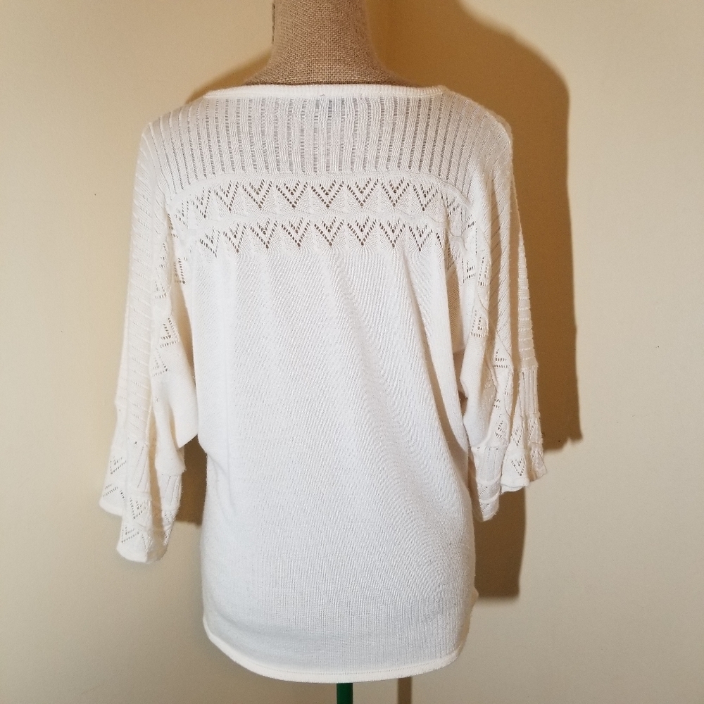"Red" eggshell knit crew neck sweater size medium - Picture 4 of 7